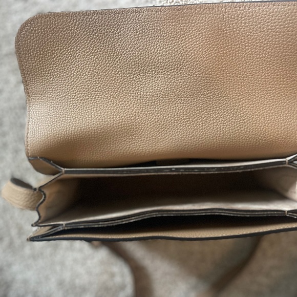 Gucci Beige Leather Jackie Crossbody Bag - Picture 12 of 16